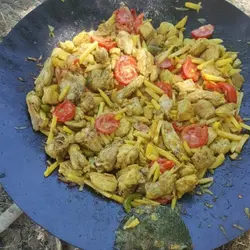 ساج چدنی اصل آبندی شده 44 سانتی ساج نان پزی چدن خالص بدون روکش شیمیایی (ساچ روسی ظرف چدنی) تابه ووک چدن درمان کم خونی کمخونی