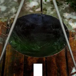 ساج نان پزی بدون دسته ، ساج چدن خالص بدون روکش شیمیایی (ساچ روسی ظرف چدنی ، ساج سفری ، ساج کوهنوردی)