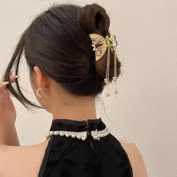 کلیپس فلزی آویزدار درباری(Hand Fan)