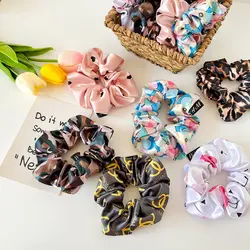 کش اسکرانچی ساتن ( فلامینگو)