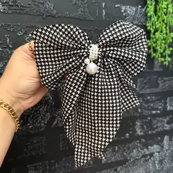 گیره فرانسوی پاپیونی پیچازی دنباله دار