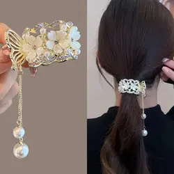 کلیپس دم اسبی شکوفه کریستالی