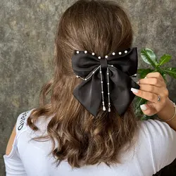 گیره فرانسوی پاپیون آویز مرواریدی ساتن مشکی