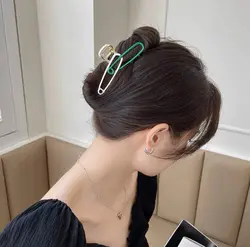 کلیپس فلزی طرح سنجاق رزینی VIP