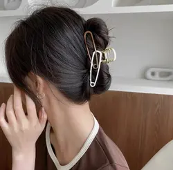 کلیپس فلزی طرح سنجاق رزینی VIP