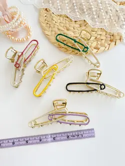 کلیپس فلزی طرح سنجاق رزینی VIP