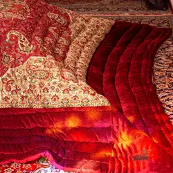 لحاف کرسی دست دوز ترمه طرح نسترن رنگ قرمز