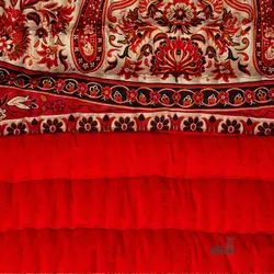 لحاف کرسی دست دوز ترمه طرح شاهسوند رنگ قرمز