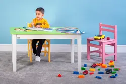 میز تحریر کودک رنگارنگ