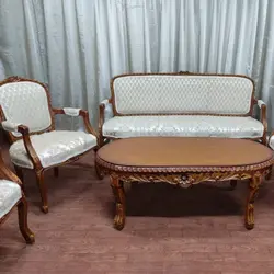 فروش اقساطی مبل کلاسیک 9 نفره و نهارخوری 8 نفره چوب گردو ویژه جمعه بازار