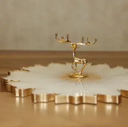 استند اکسسوری تمام رزینی به همراه ورقه‌های طلا