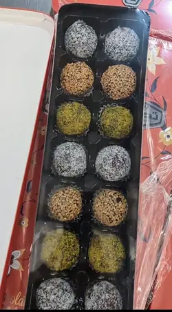 ترافل خرما جعبه لوکس