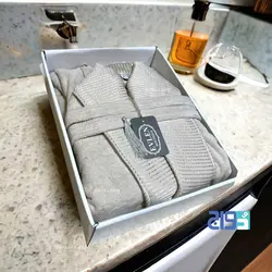 حوله تن پوش پالتویی اولن رنگ کرم