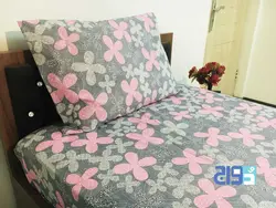 ملحفه و روتختی خارجی کشدار یک نفره طرح گلرو(رنگ طوسی) - دواج
