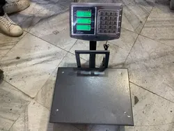 ترازو 200 کیلوی رو میزی کمری