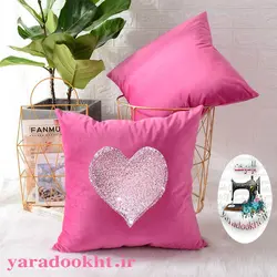 کوسن مخمل طرح LOVE - یارا دوخت