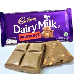 دیری میلک میوه و بادام