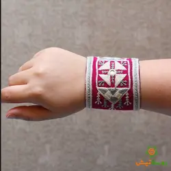 دستبند سوزن‌دوزی بلوچی آهوگ (سبز_کرم)