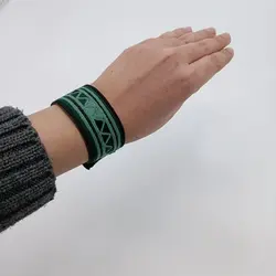 دستبند سوزن‌دوزی بلوچی دلپل