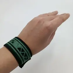 دستبند سوزن‌دوزی بلوچی دلپل