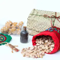 بسته هدیه سازمانی عید نوروز اسپریچو (پرستو) تحفه‌ای از کرمان - روستاتیش