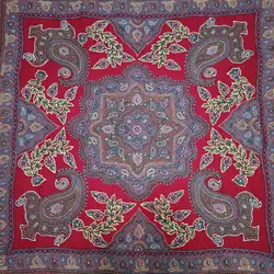 رومیزی پته دوزی نخ گیاهی 90 سانتی قرمز