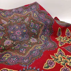 رومیزی پته دوزی نخ گیاهی 90 سانتی قرمز