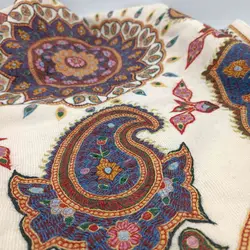 رومیزی پته دوزی نخ گیاهی 90 سانتی سفید