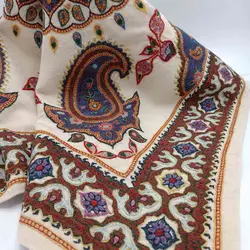 رومیزی پته دوزی نخ گیاهی 90 سانتی سفید