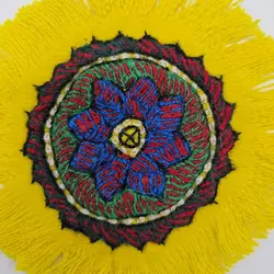 زیرلیوانی پته دوزی زرد روشن