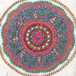 روميزی عسلی پته دوزی گرد