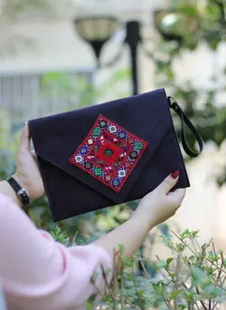 کیف مچی سوزن‌دوزی مشکی