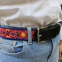 کمربند سوزن دوزی آبی قرمز