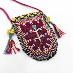 گردنبند چکن دوزی