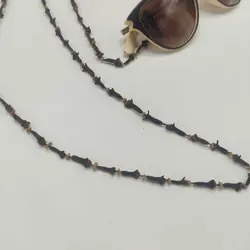 بند عینک میخک و گشنیز