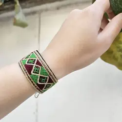 دستبند سوزن‌دوزی بلوچی بجار