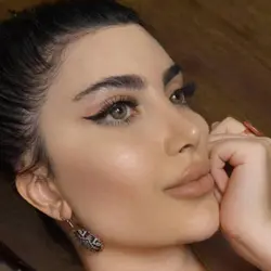لنز رنگی سالانه گلوریا تاونی براونGloria tawny brown