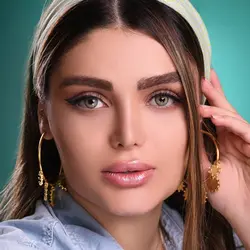 لنز رنگی سالانه گلوریا گری یلوGloria gray yellow
