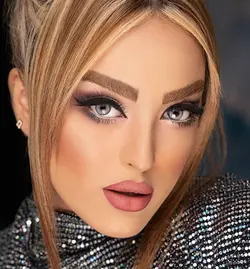 لنز رنگی سالانه گلوریا آیسی گریGloria icy gray