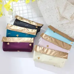 چتر قلبی همراه با کیف