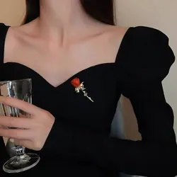 گلسینه رز با آویز اشک