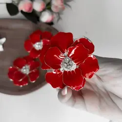 گلسینه گل قرمز بزرگ