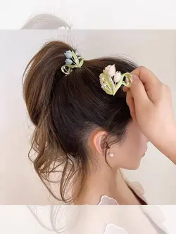 مجموعه گیره چفتی و دم اسبی گل لی لی(zaya)