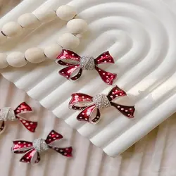 گلسینه پاپیون خالخالی