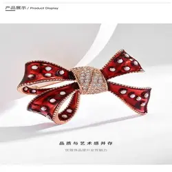 گلسینه پاپیون خالخالی