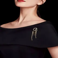 گلسینه دختری با گوشواره مروارید