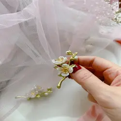 گلسینه گل مرواریدی