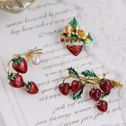 گلسینه گل و توت فرنگی