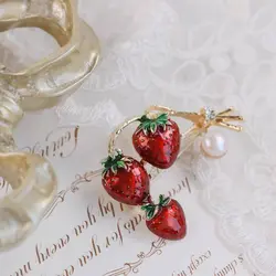 گلسینه گل و توت فرنگی