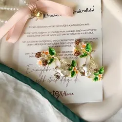 گلسینه سنجاب و تمشک نگین دار